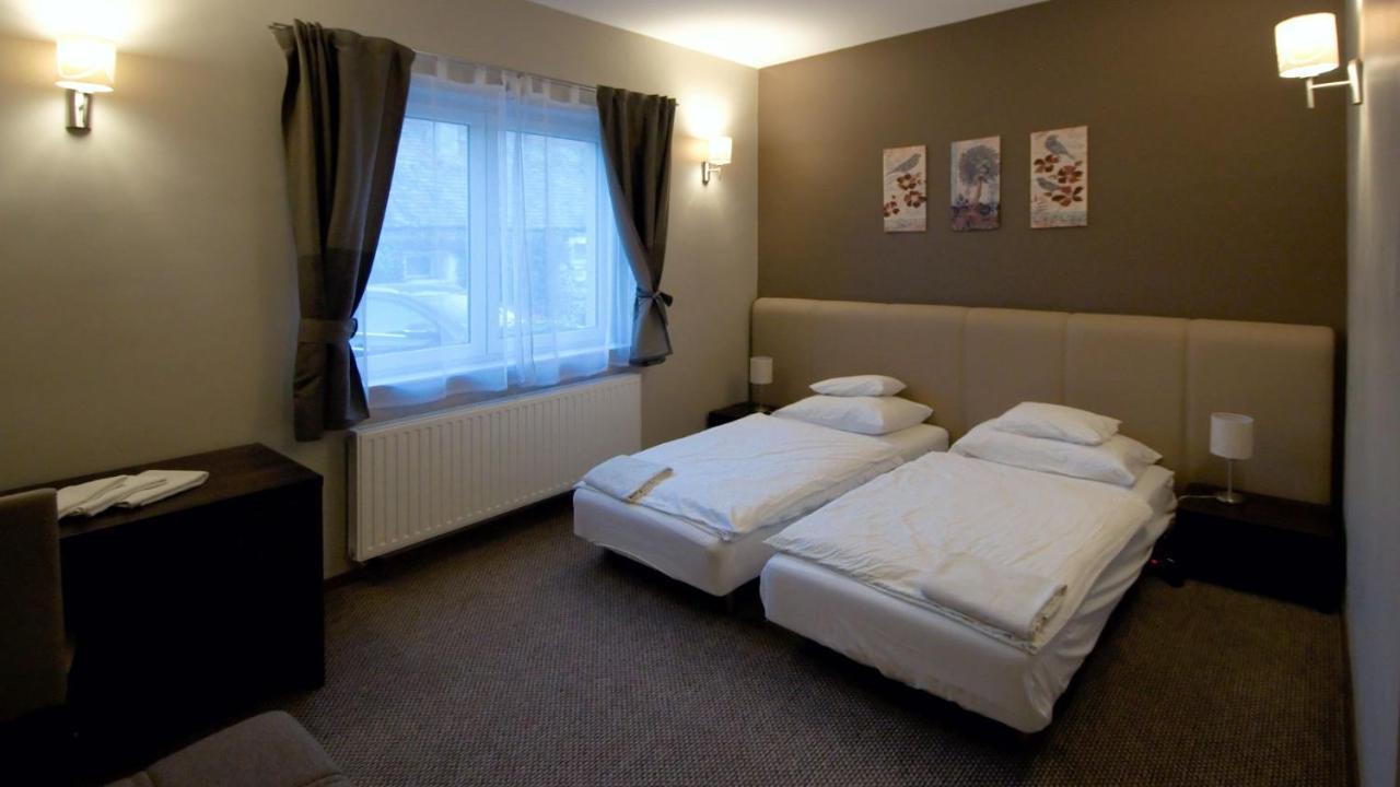 Varga-Haz Panzio Budaors Ngoại thất bức ảnh